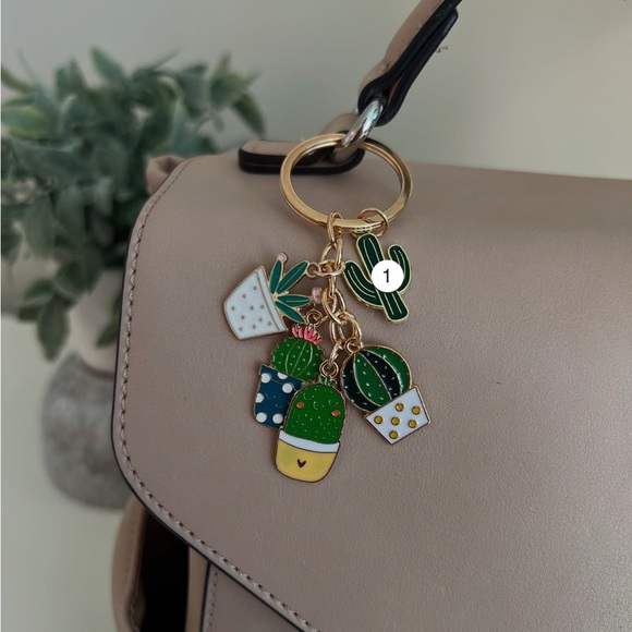 $163 Retail Kinsley Armelle Holiday Bundle Christmas New Gift Ready - Picture 7 of 16